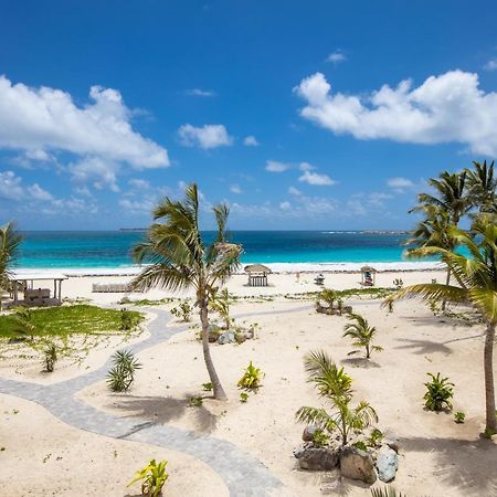 Orient Beach Hotel Orient Bay Esterno foto